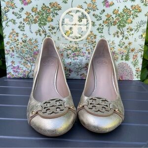 Tory Burch Gold Metallic Mini Miller Leather Wedge Heels Size 9.5M